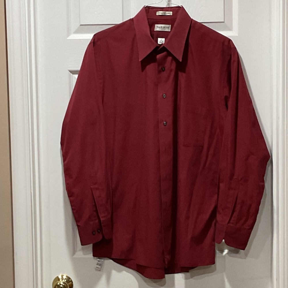Van Heusen Men's Burgundy Dress Shirt XL